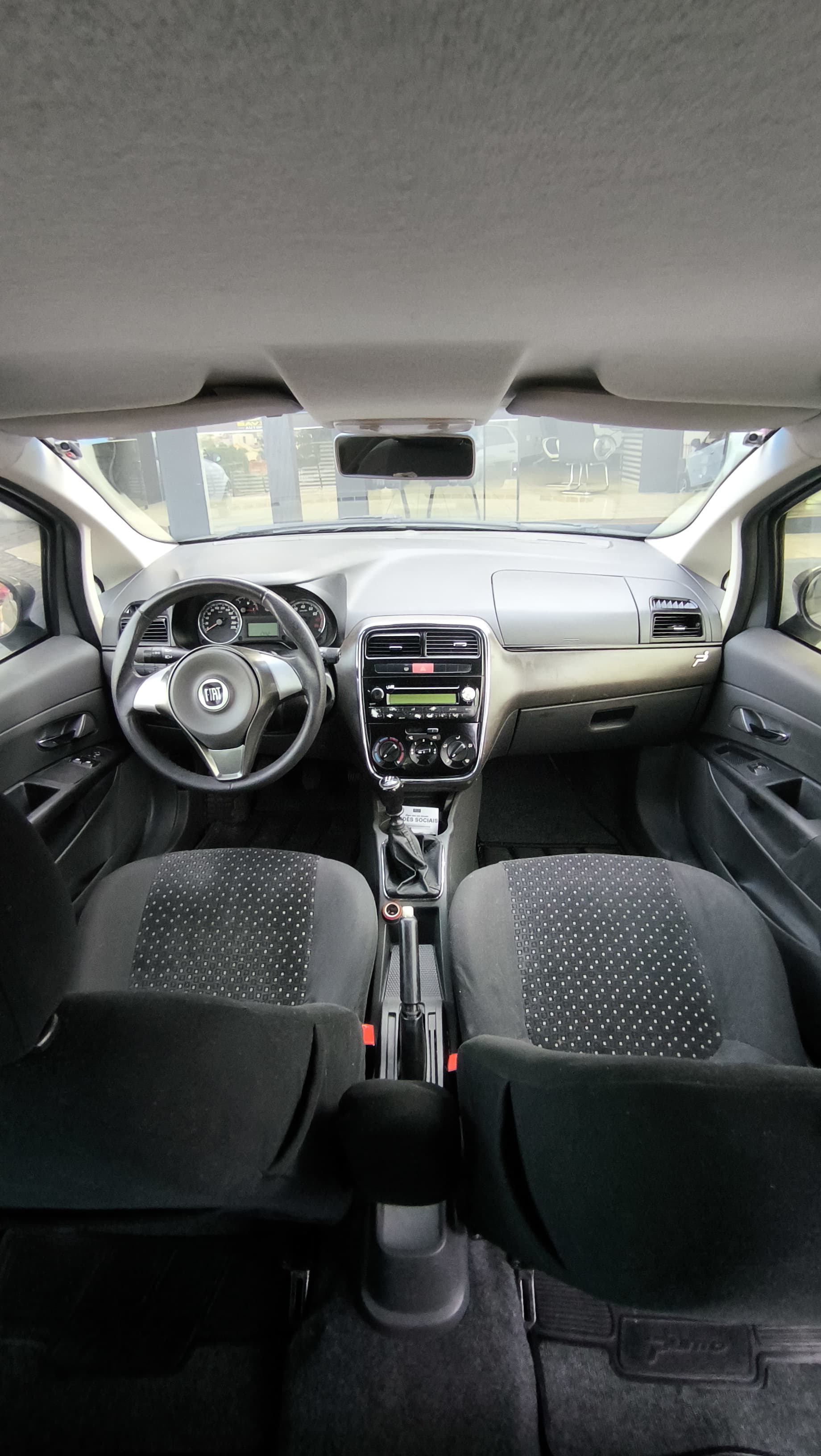 PUNTO HLX HATCH 